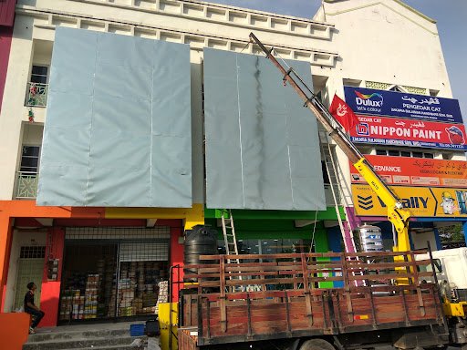 Tukang Mart Cawangan Guchil Bayam