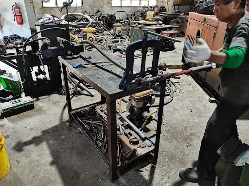 Heng Guan Machinery & Parts Supply Company