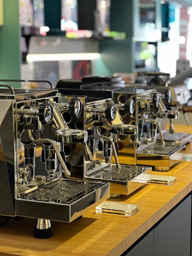 Coffee Clubhouse by Union Motors