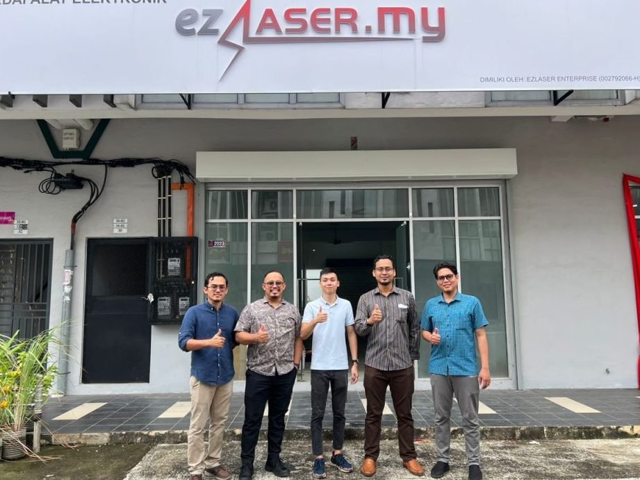ez laser plt co2 laser cutter cnc router johor bahru
